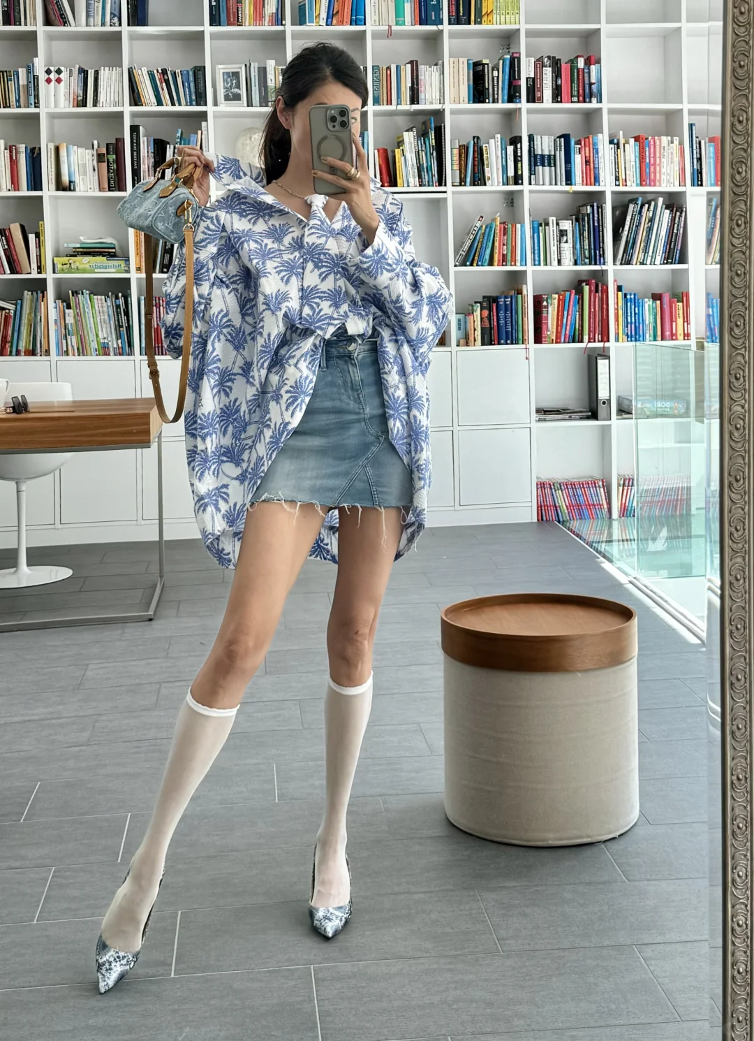 这件衬衫可以让你有不同风格 ❤️