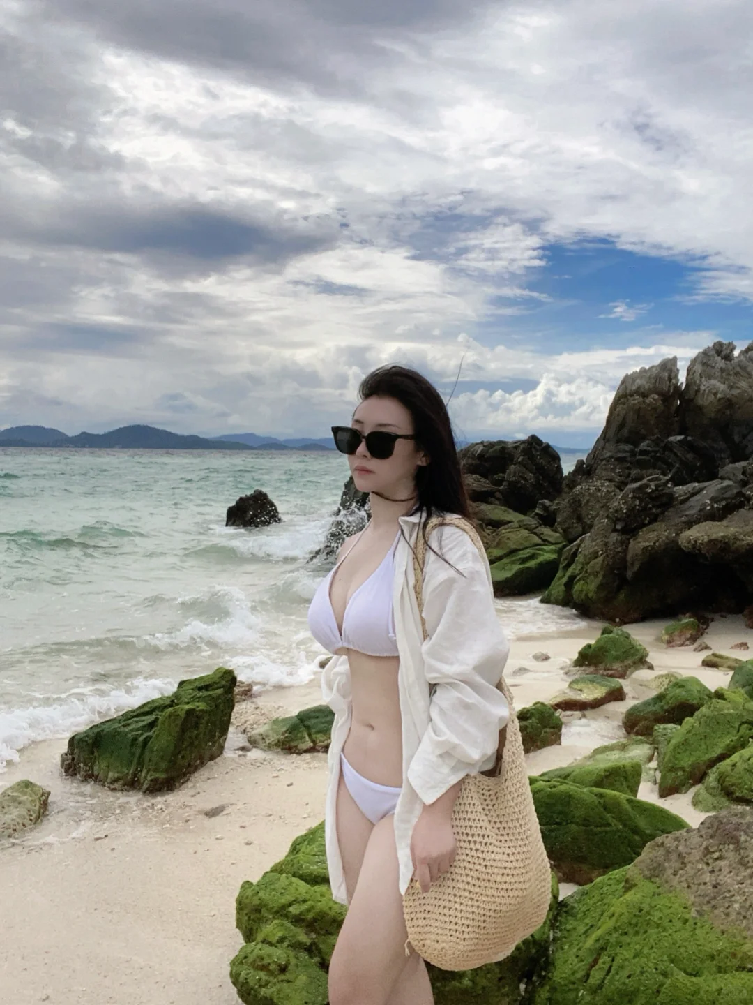 不敢发朋友圈的比基尼照