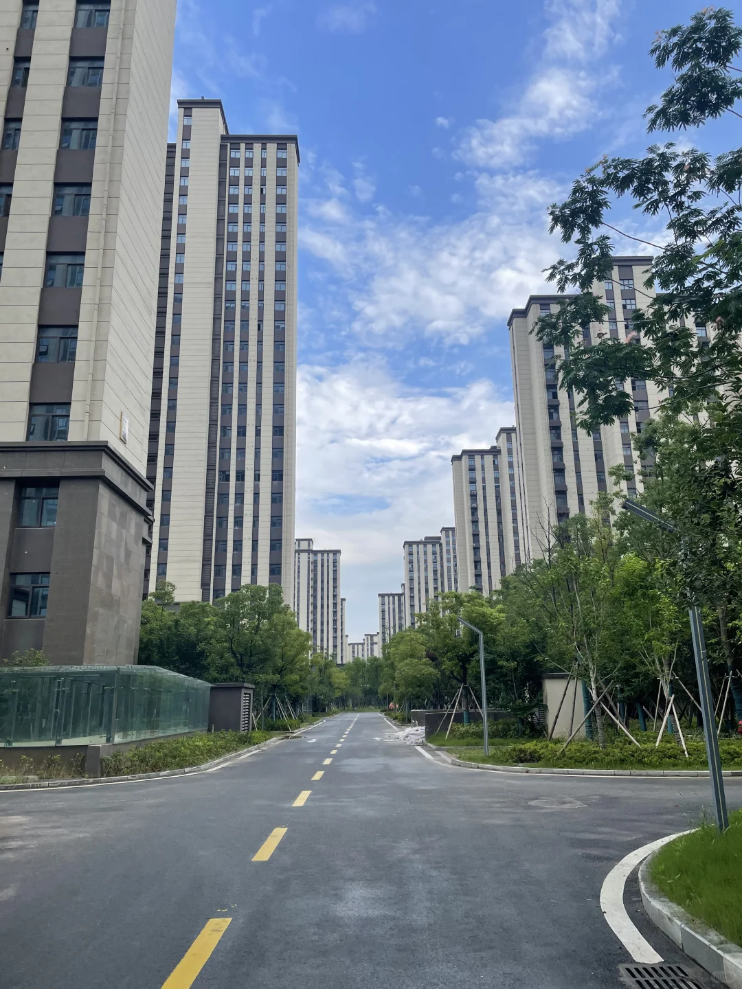 【急售舒城一中旁晴川一品小区安置房】