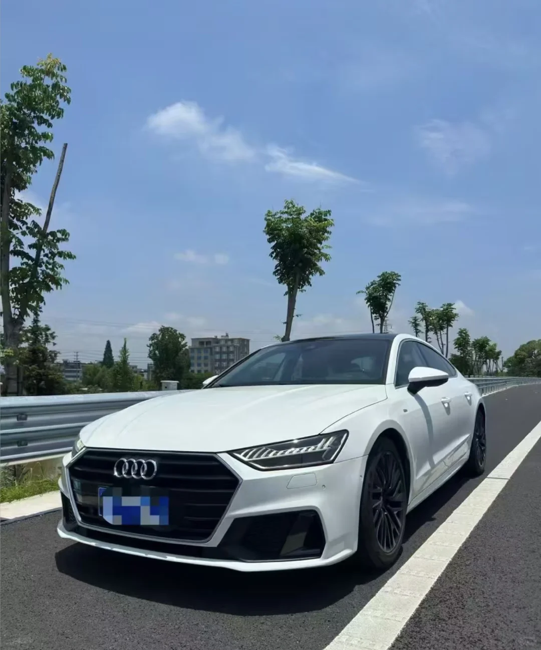 个人求购一台21-22的A7 45尊享 4w以内黑白