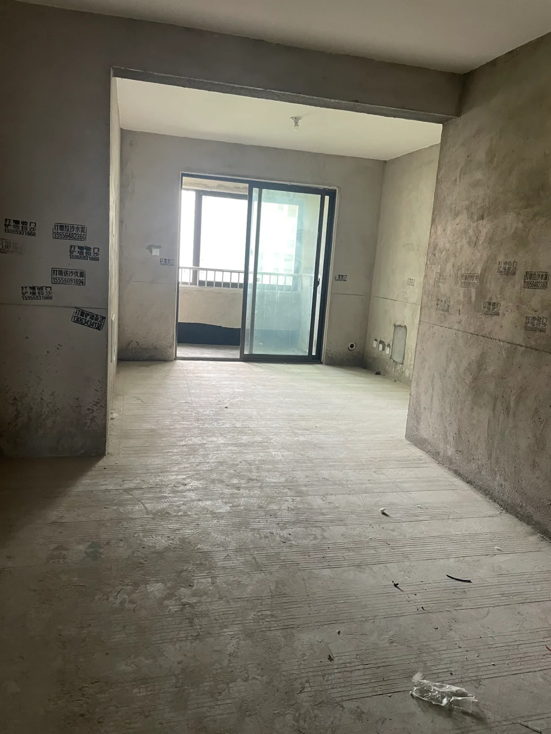 【急售舒城一中旁晴川一品小区安置房】
