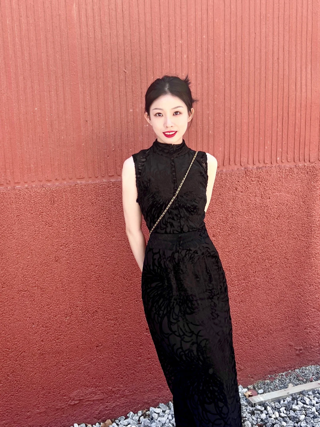 黑丝绒 美人把裙子穿得太好看啦