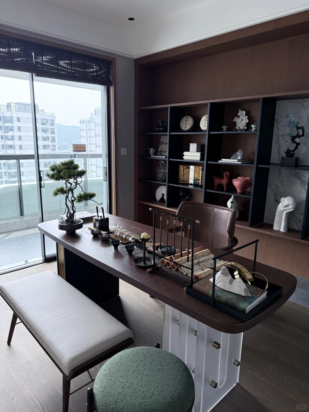 不是在看房就是在看房路上……