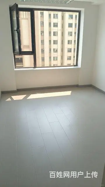 售三室楼房
