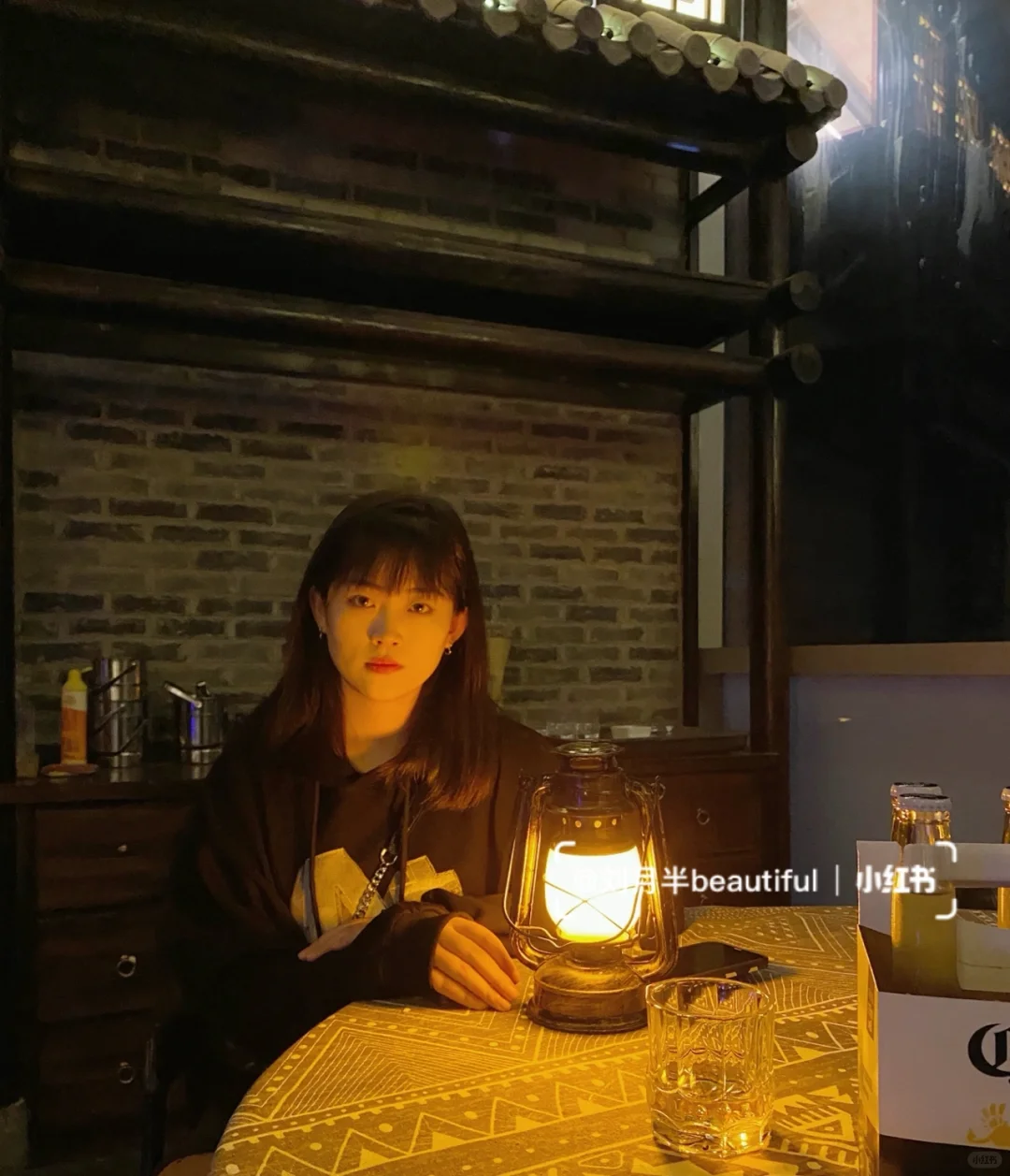 总能在深夜唱哭微醺的你——陈年旧事民谣酒馆