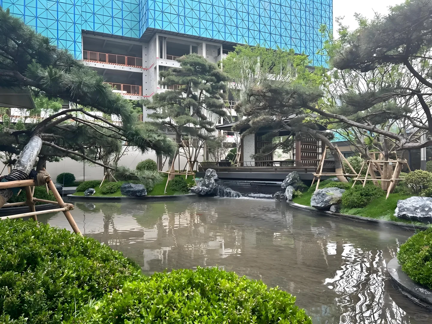 槐荫区纯改善经十路地铁口小高层精装交付
