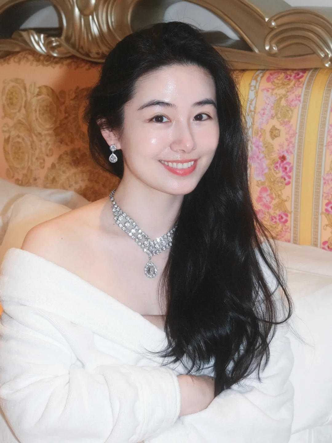 159.5cm 116斤 好 好 好 我是猪系千金风…