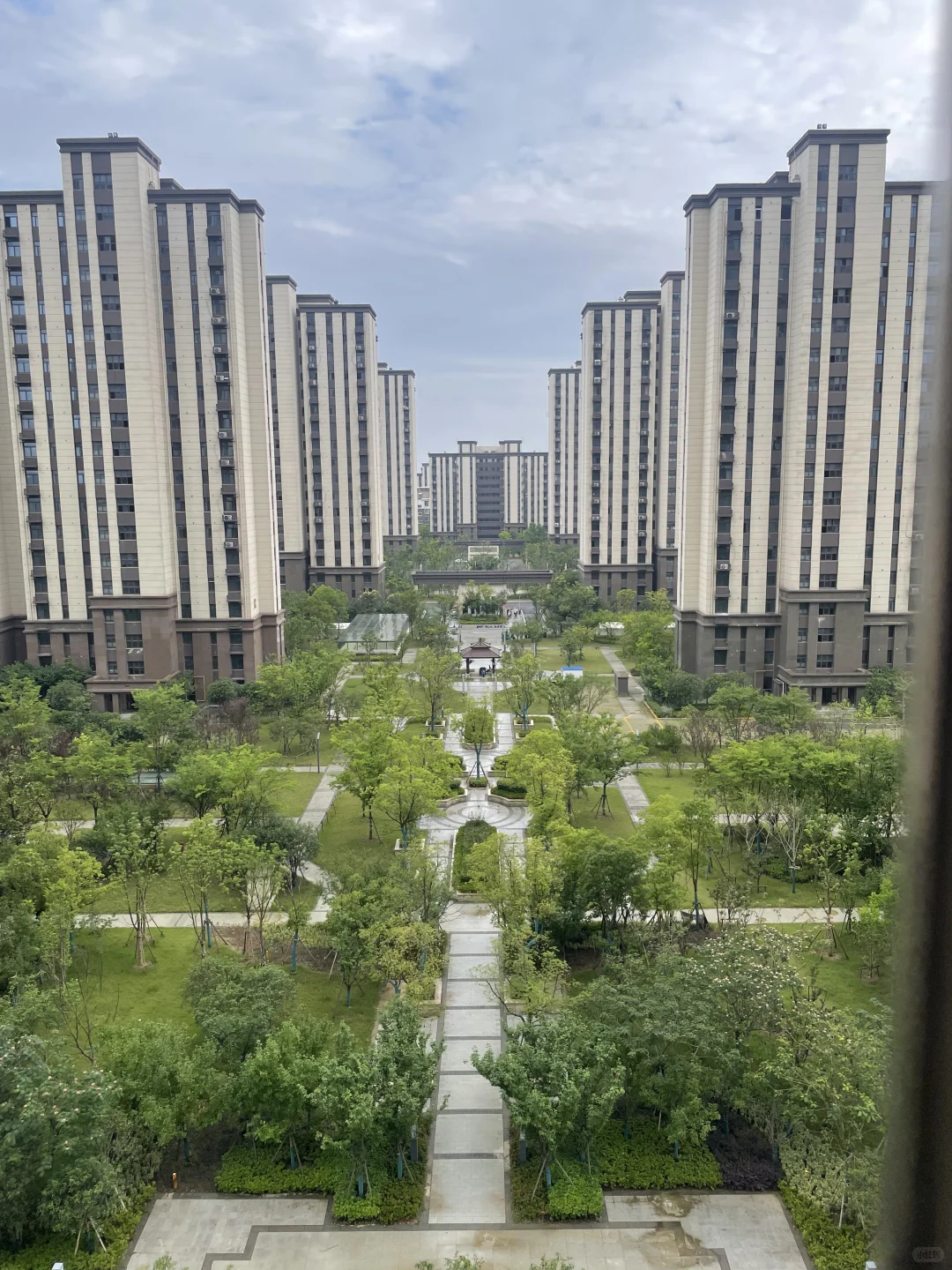 【急售舒城一中旁晴川一品小区安置房】
