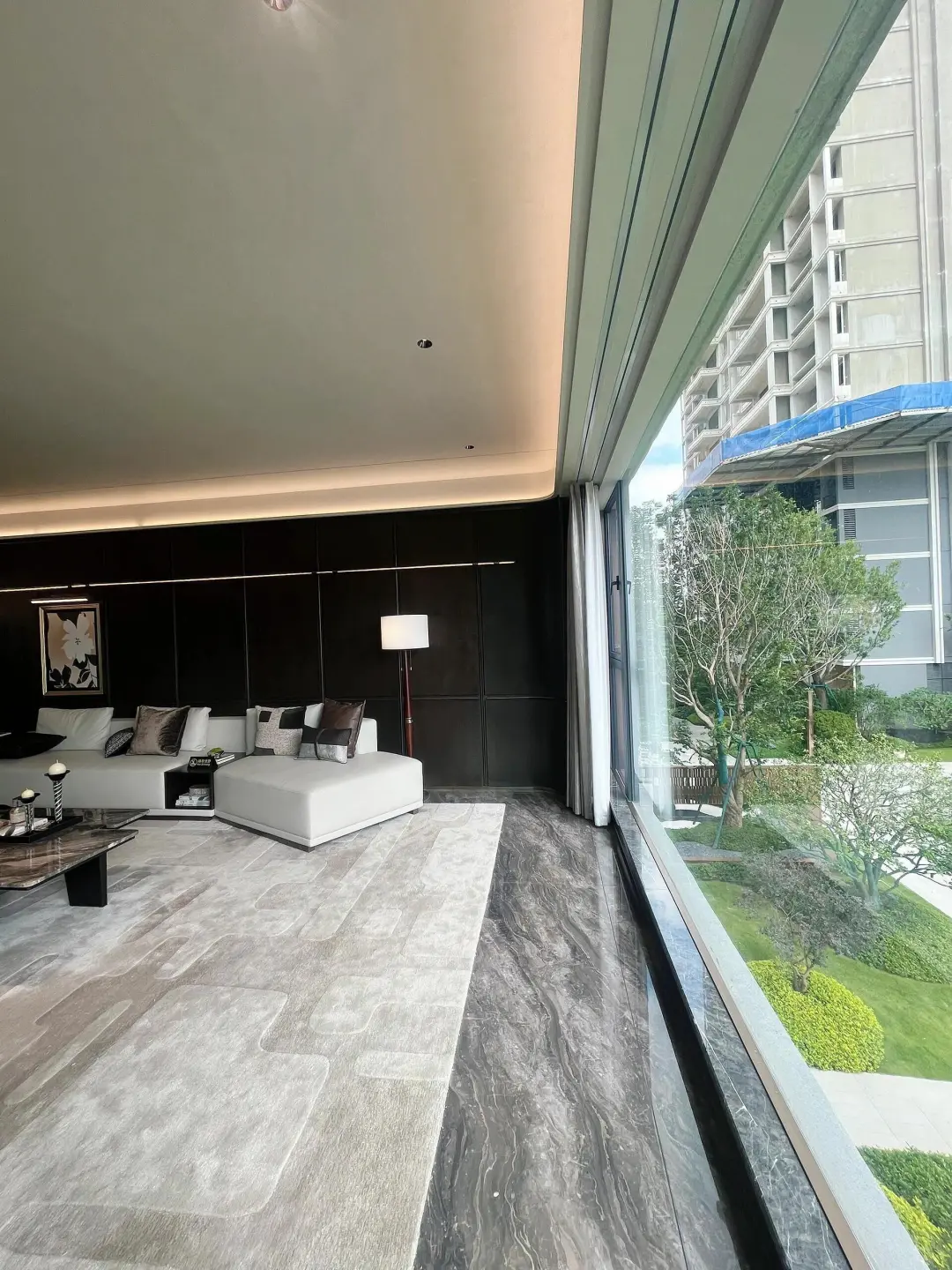五象湖豪宅青云台，改善型楼盘，一梯一户