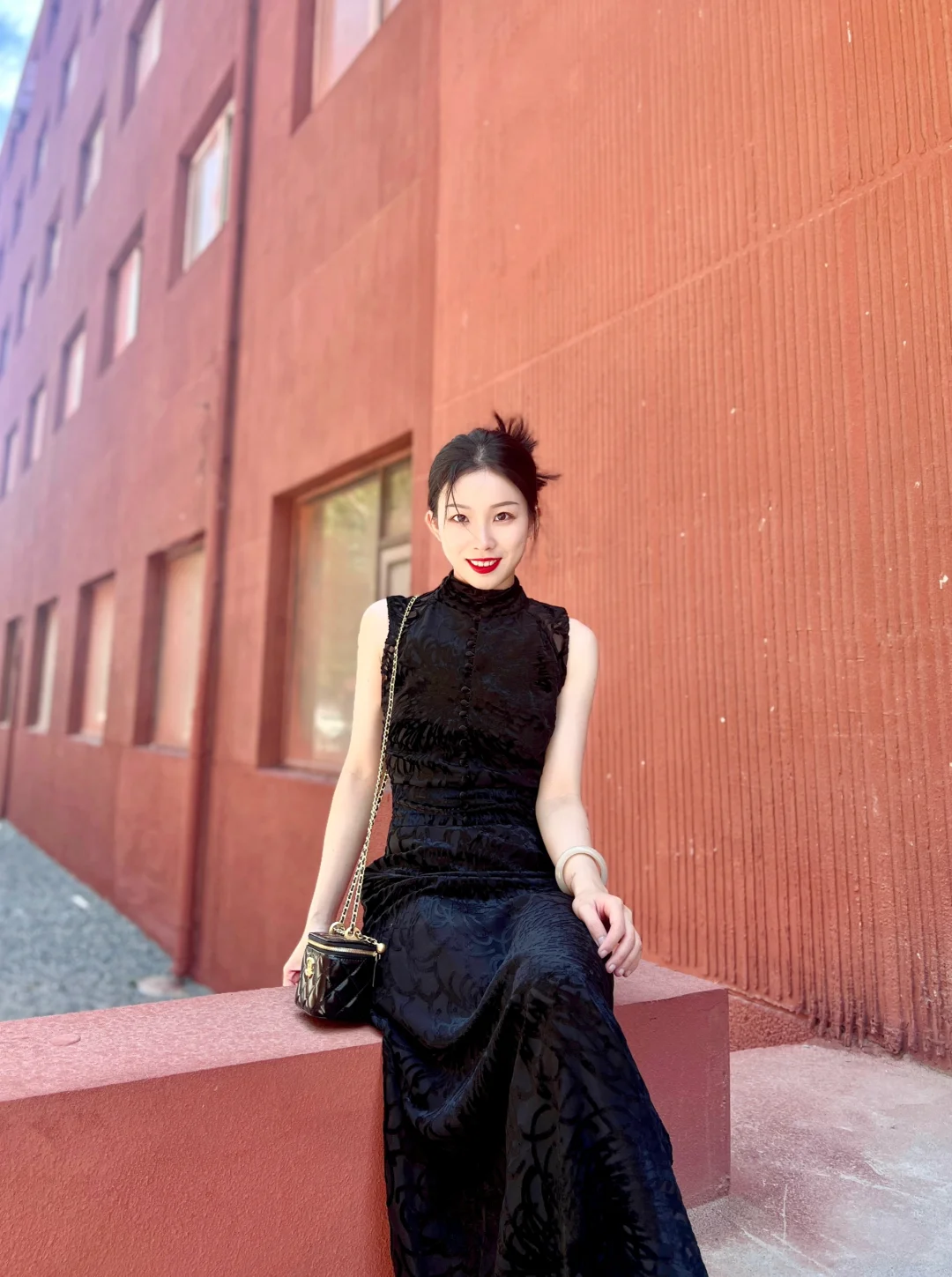 黑丝绒 美人把裙子穿得太好看啦