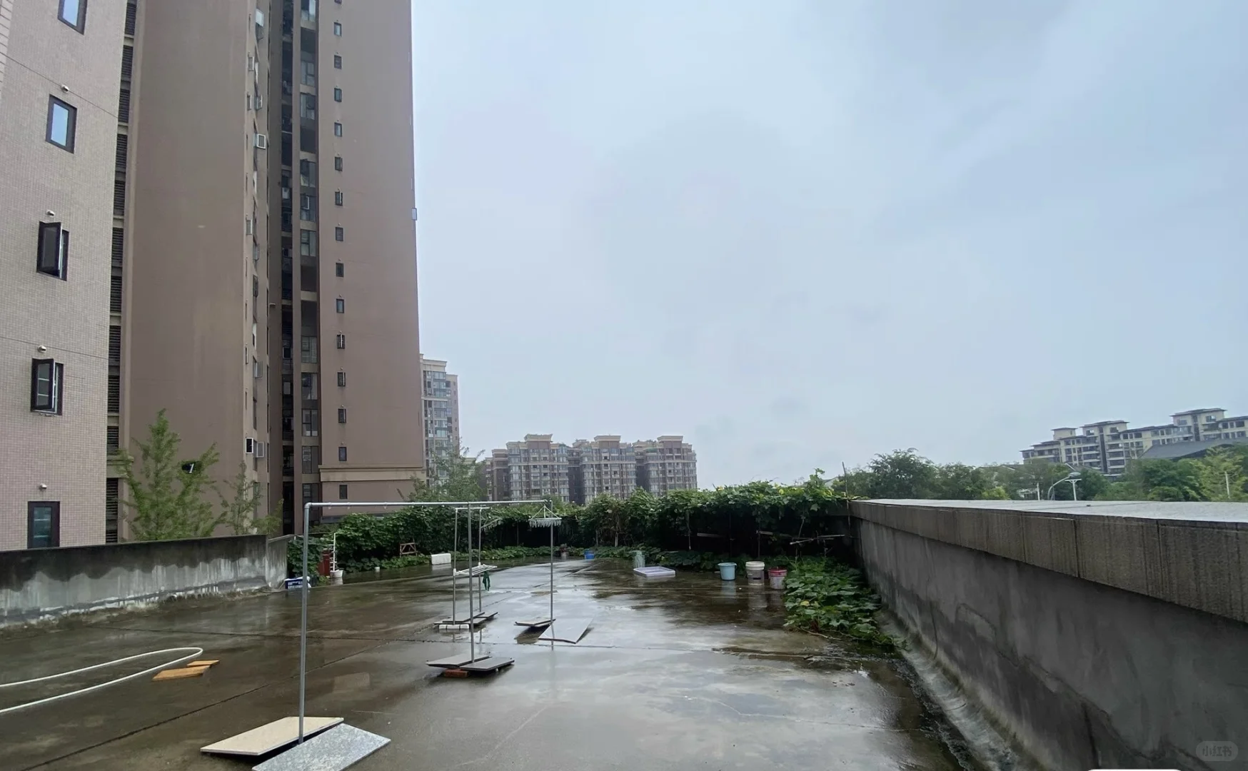 卖一套自己的超大露台花园房