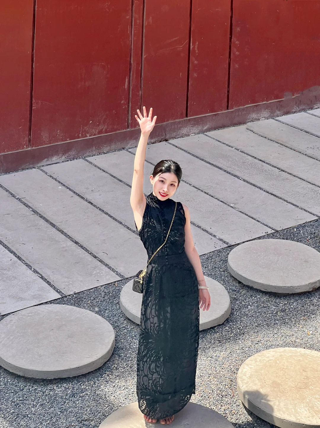 黑丝绒 美人把裙子穿得太好看啦