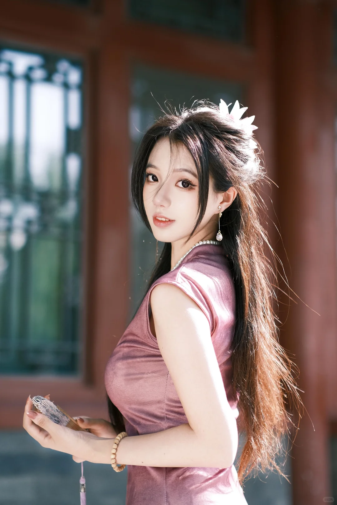 当清华女大第一次穿旗袍拍照