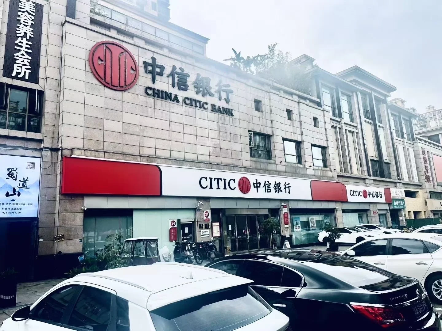 下暴雨都要去看的门面有多安逸？！