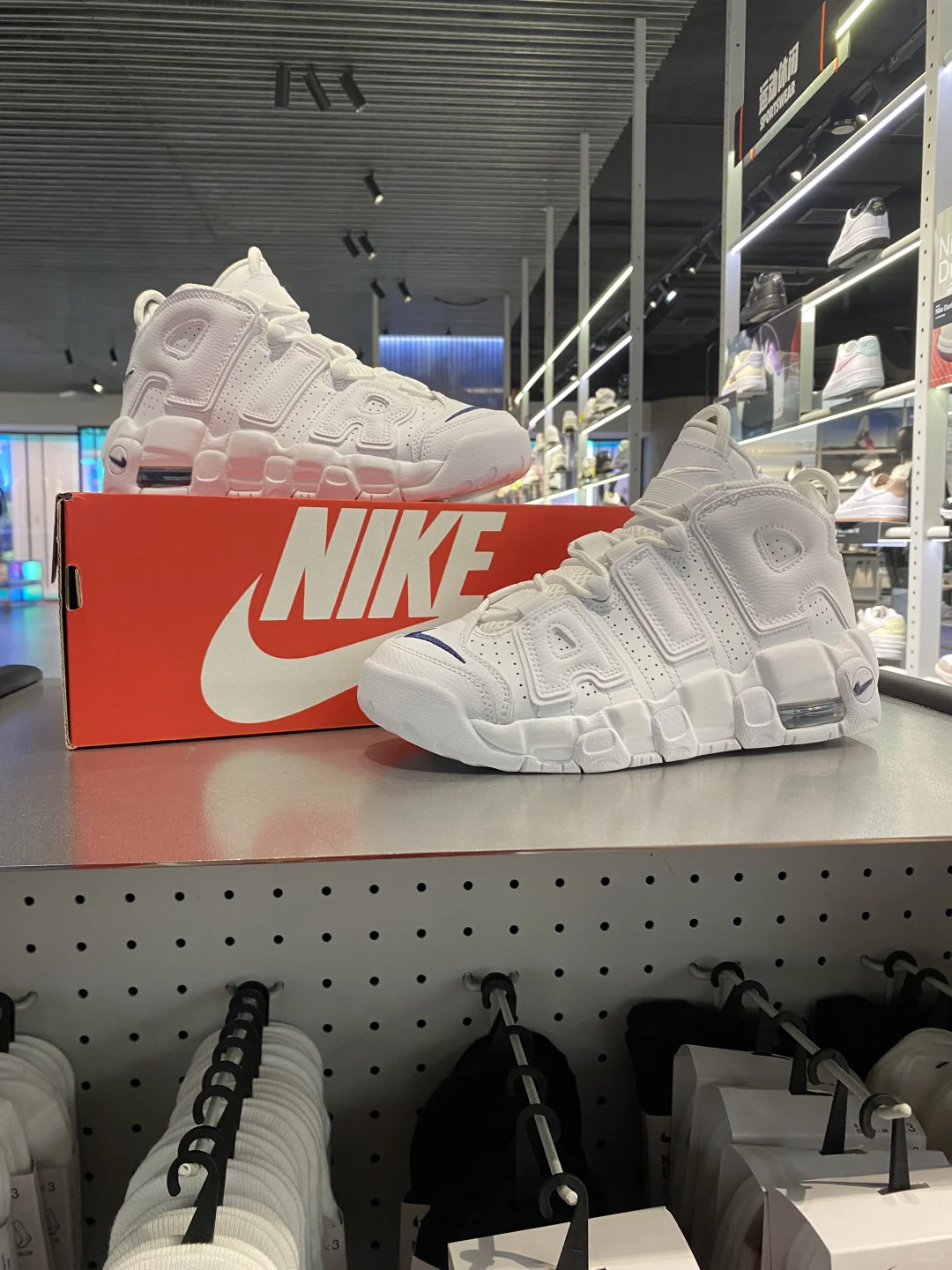 ☁️纯白经典-Air More Uptempo👧🏻