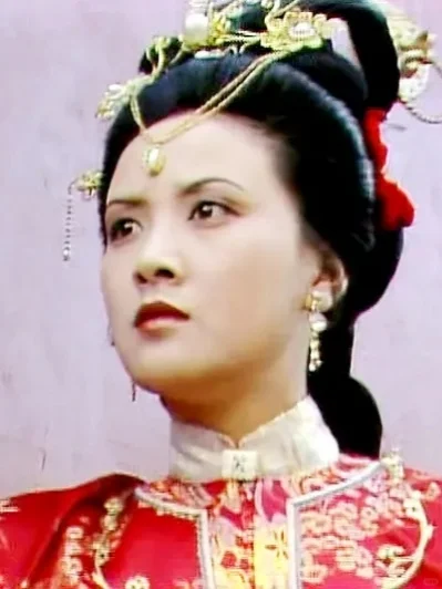 丹唇未启笑先闻：“风骚”的王熙凤💞