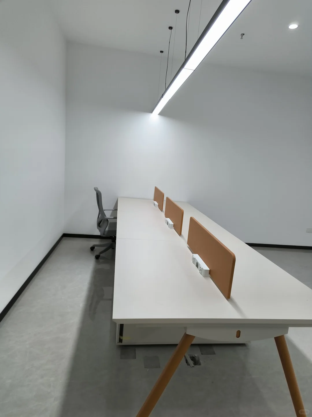 邱县办公室出租-全新家具