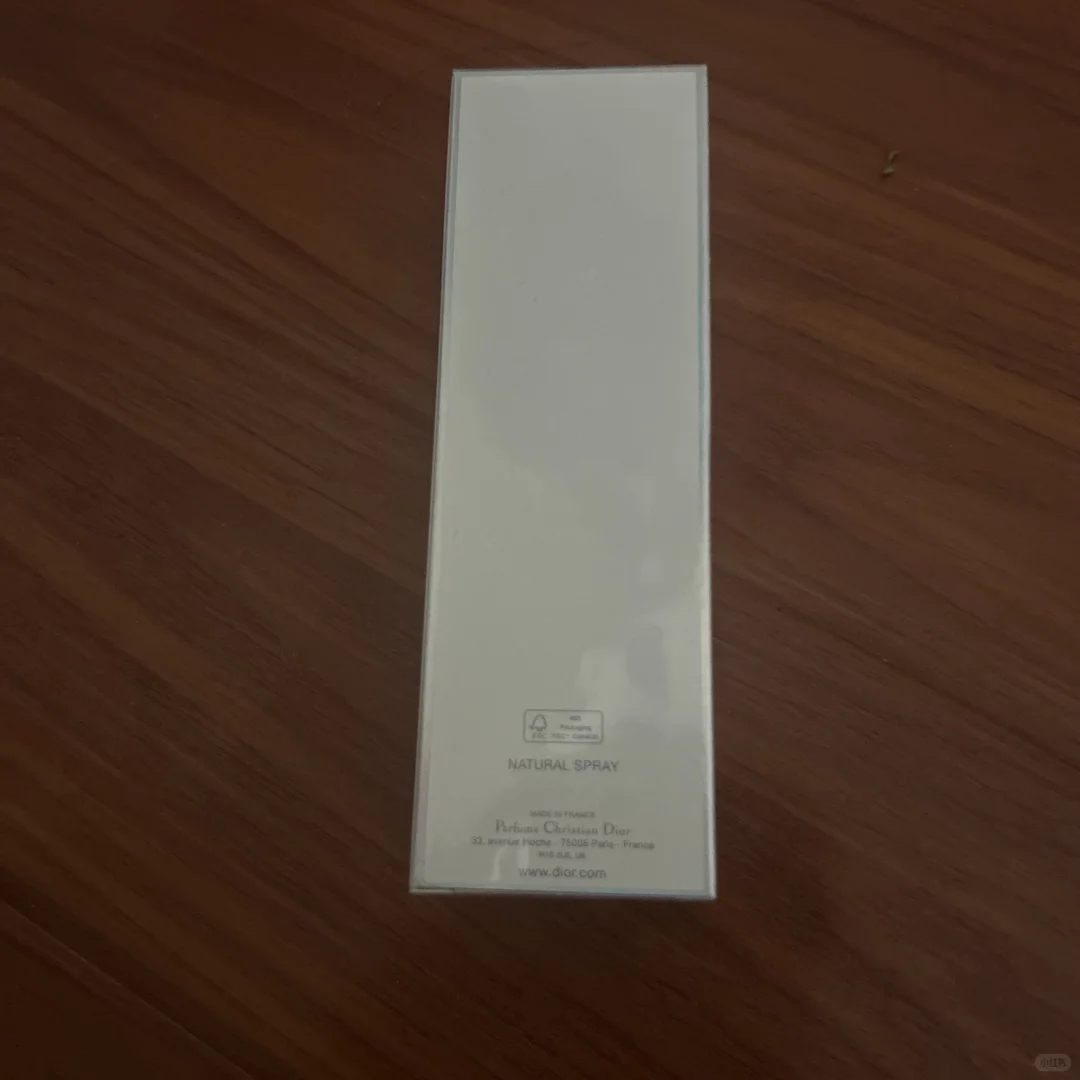 迪奥粉色魅惑香水 帮忙鉴定下真假啦～🤗