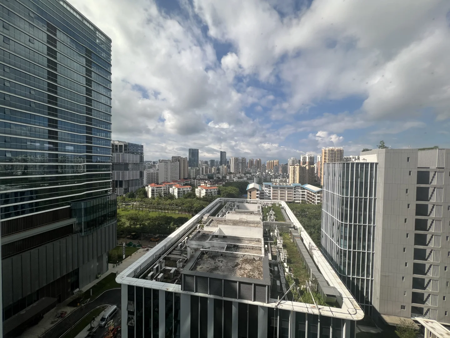 真想拥有这样的大平层，俯瞰整个三亚