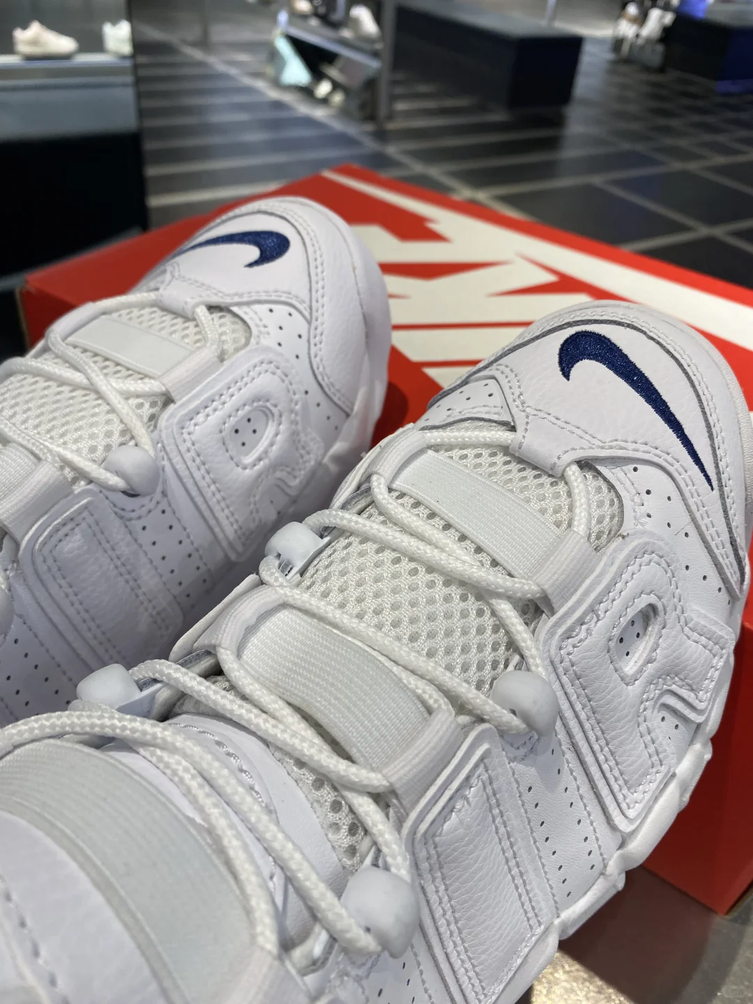 ☁️纯白经典-Air More Uptempo👧🏻