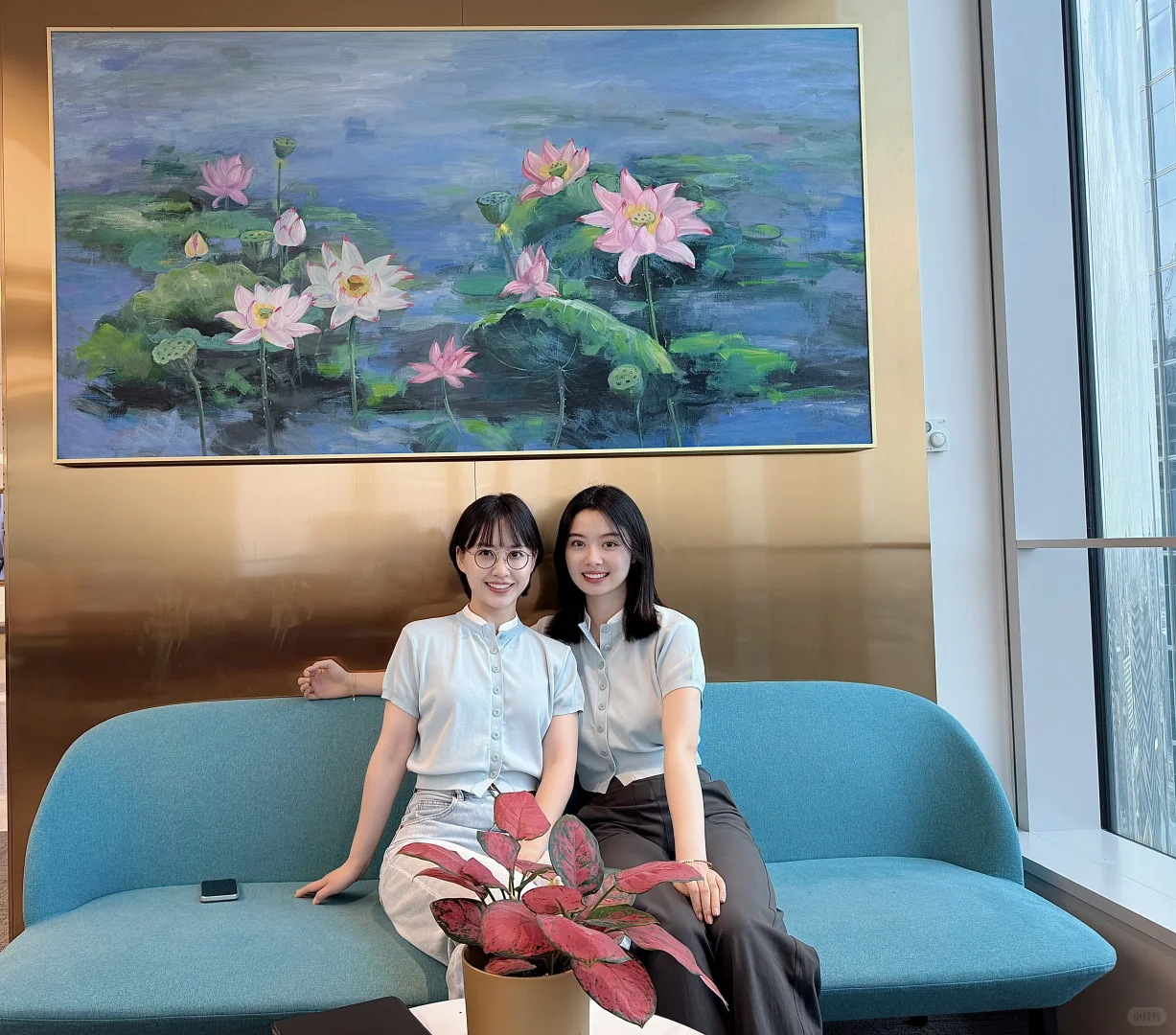 今天的工作是接待国贸并非妖艳版“辛芷蕾”