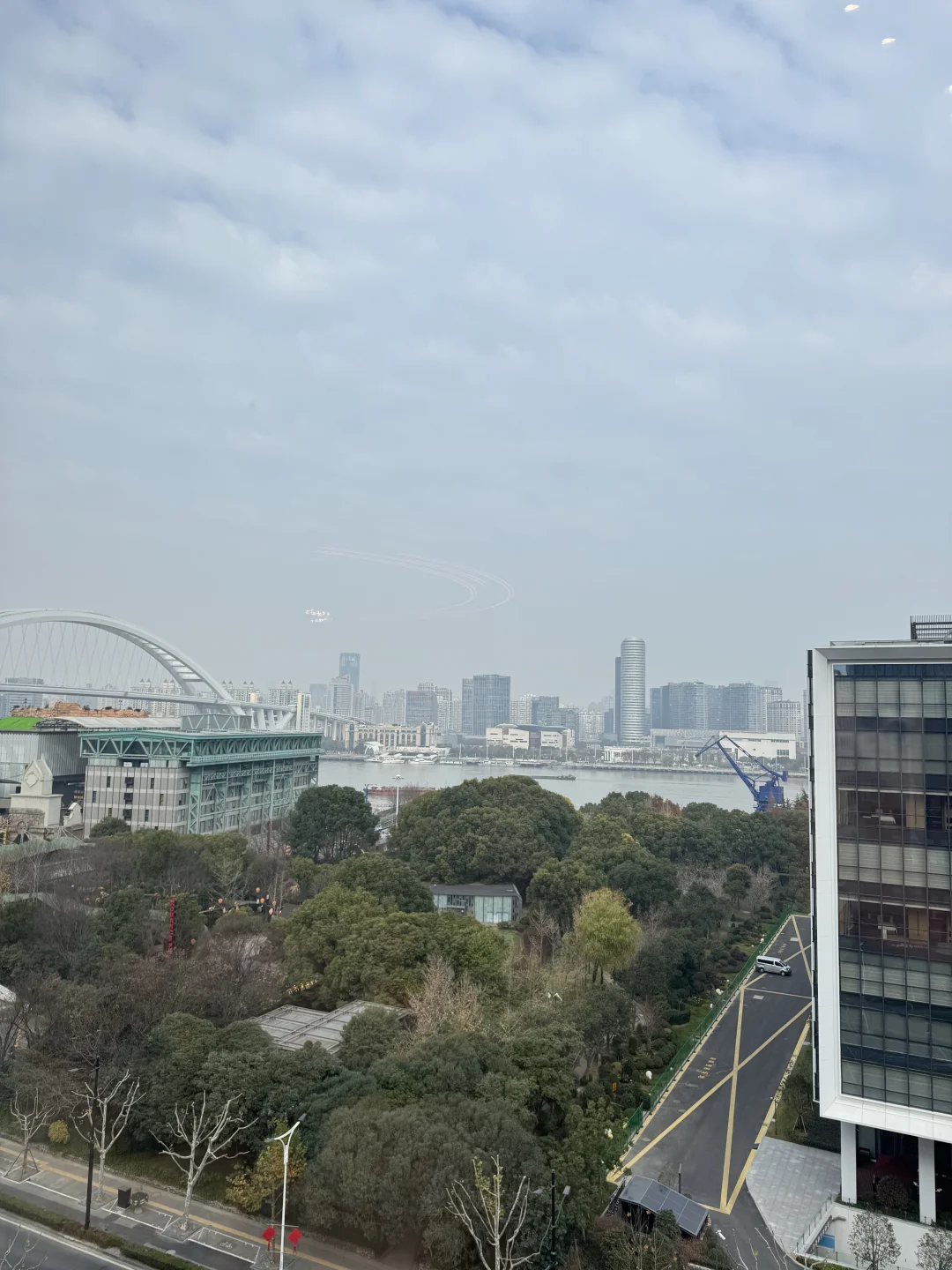 昨天陪客户把所有黄浦新房看了一遍….