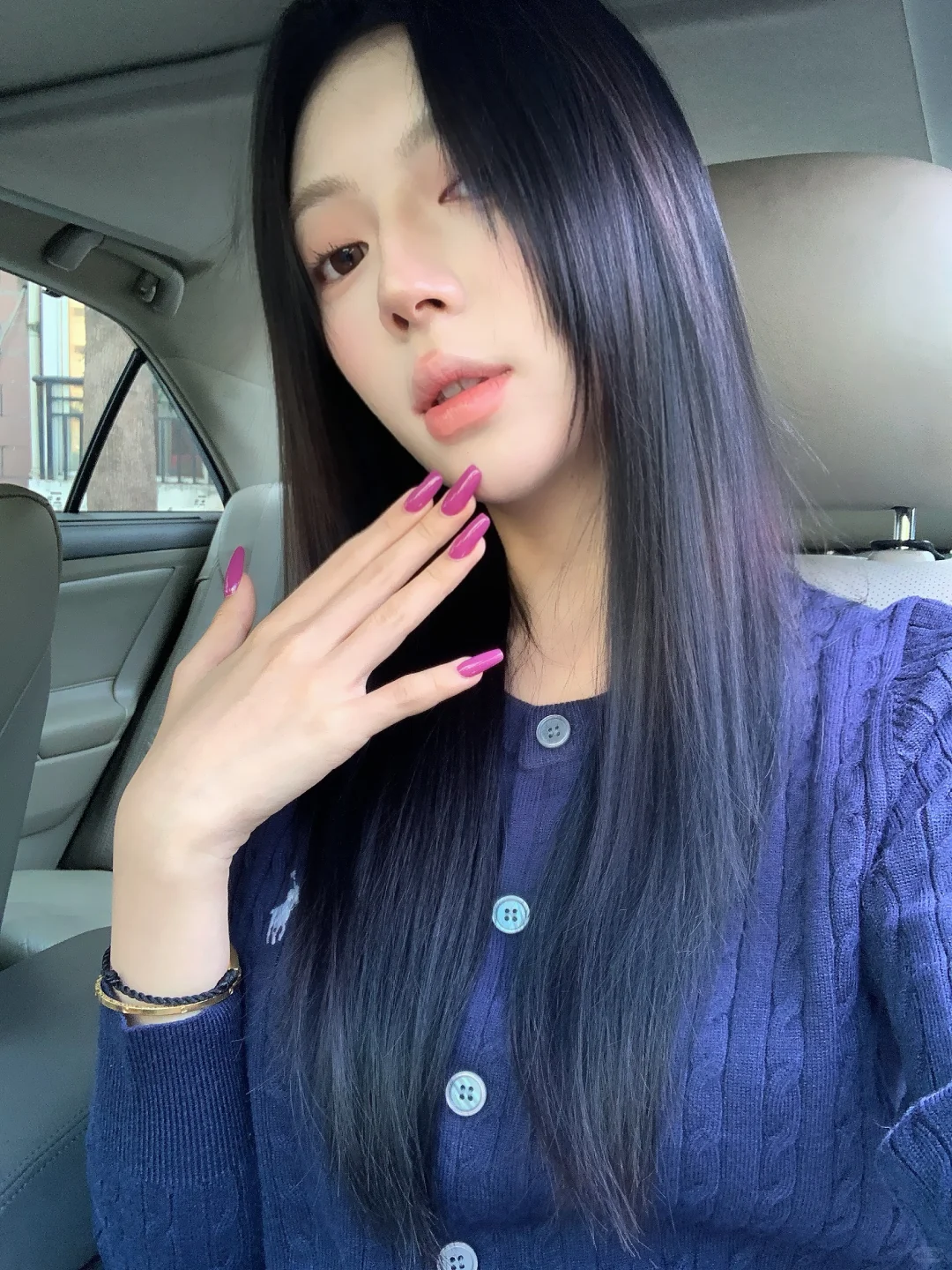 比大红色还妖艳！！