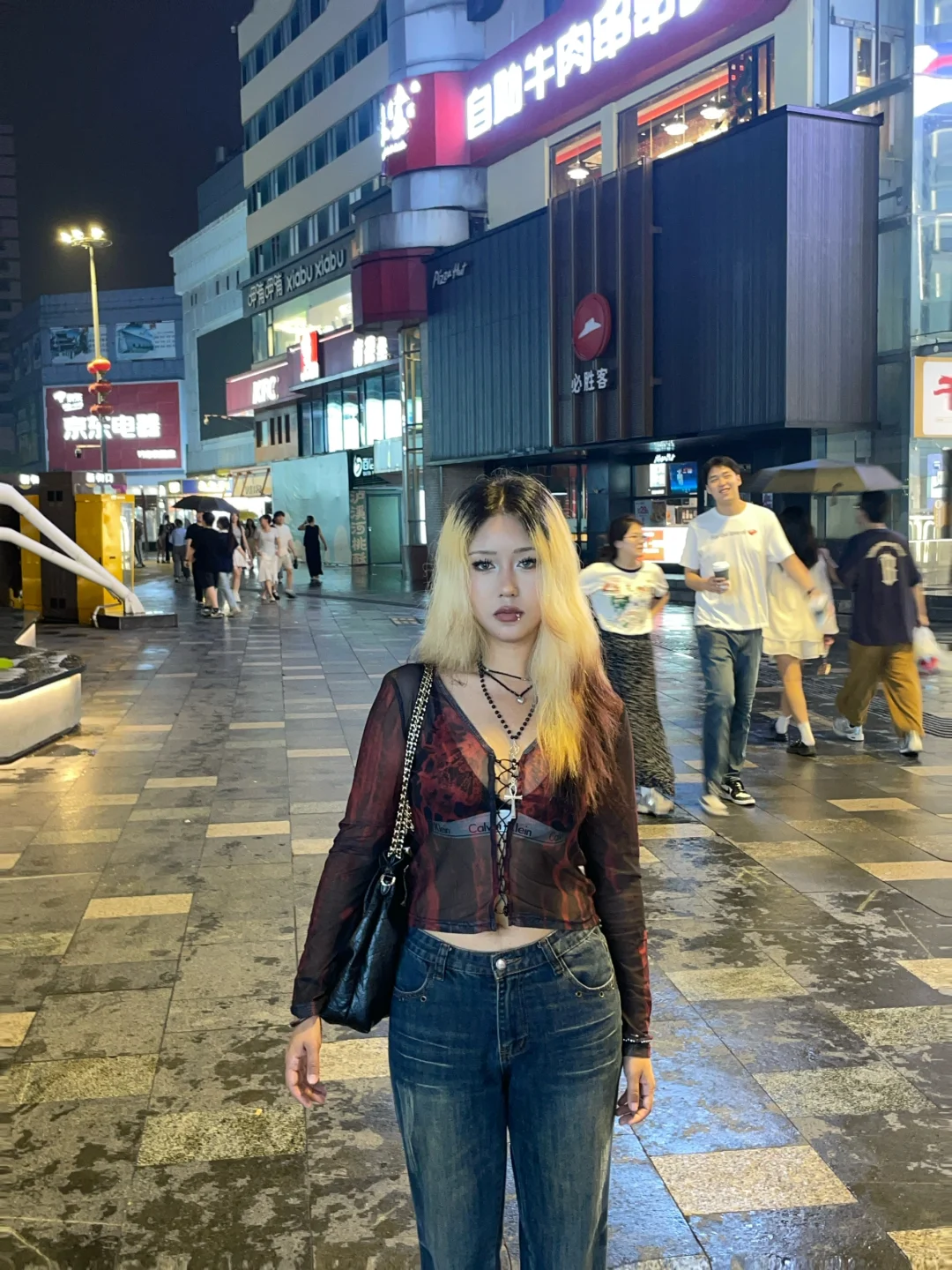 媚女已刻入骨髓！