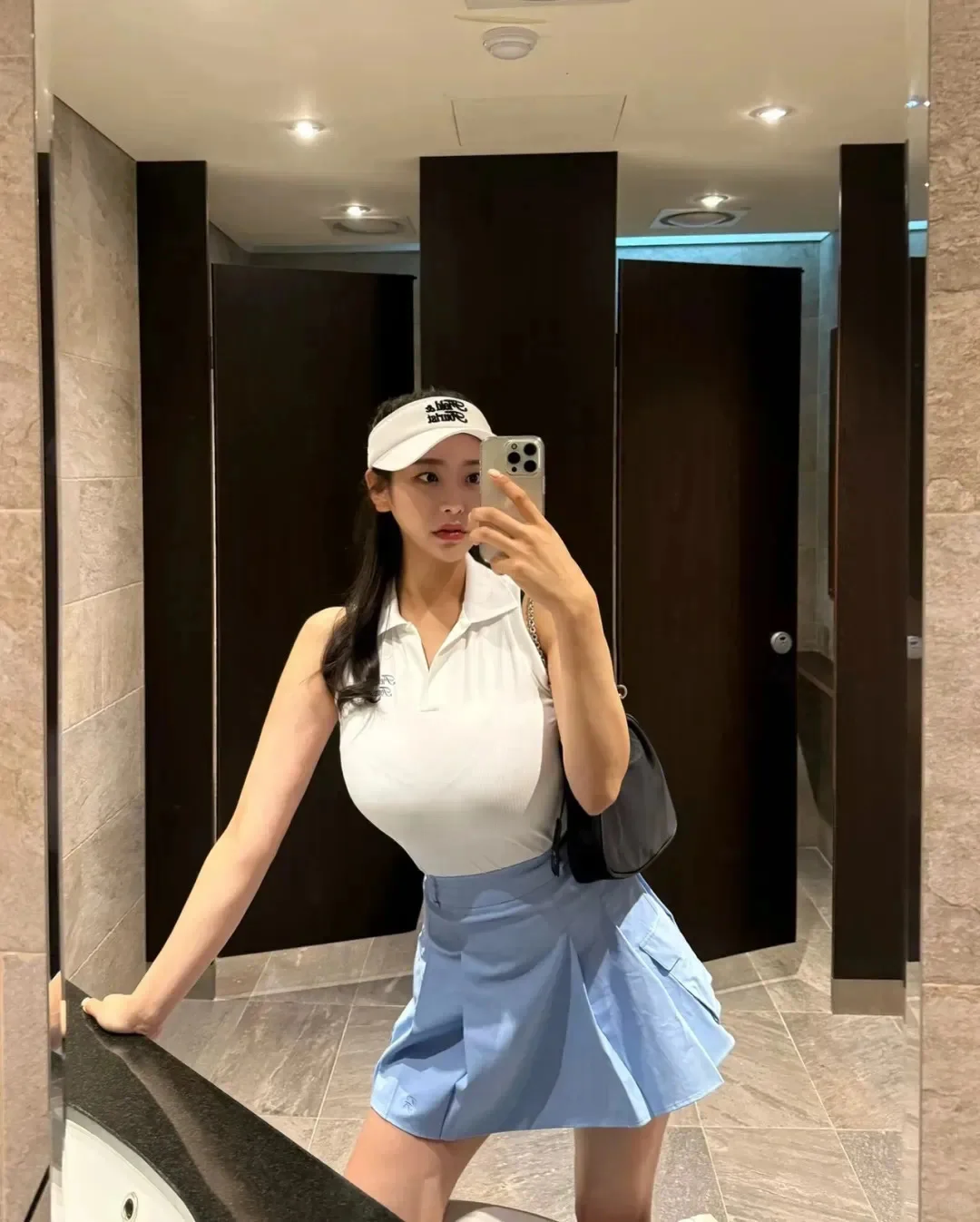 完美身材，高尔夫美女