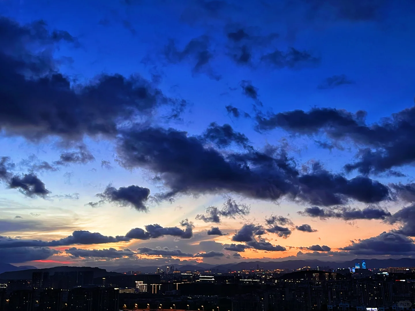 7.01福州🌄 像极了台风前的妖艳晚霞！