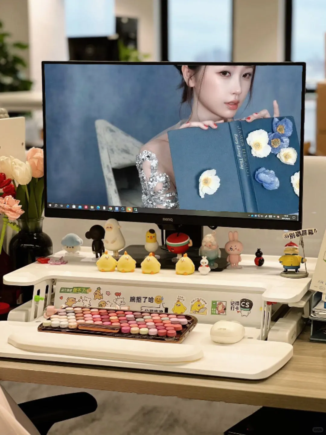 7.3虞书欣电脑壁纸