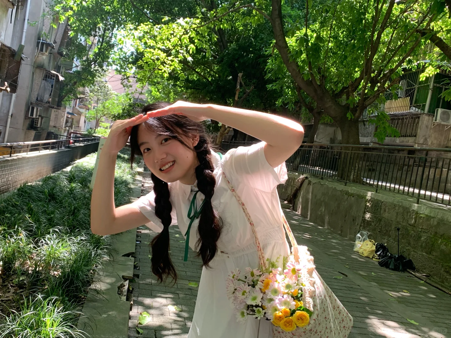 安静乖乖女