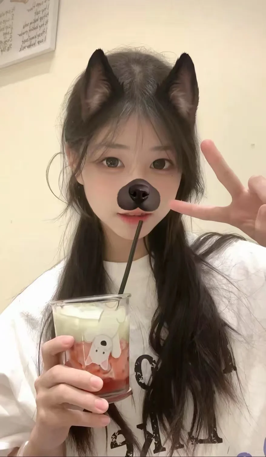 怎么会有这么可爱的ins女孩～
