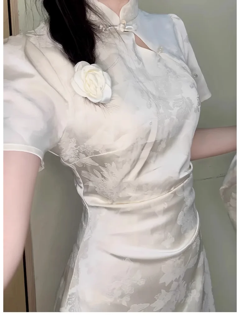 🌸 杏色旗袍裙｜温柔显白太仙了！
