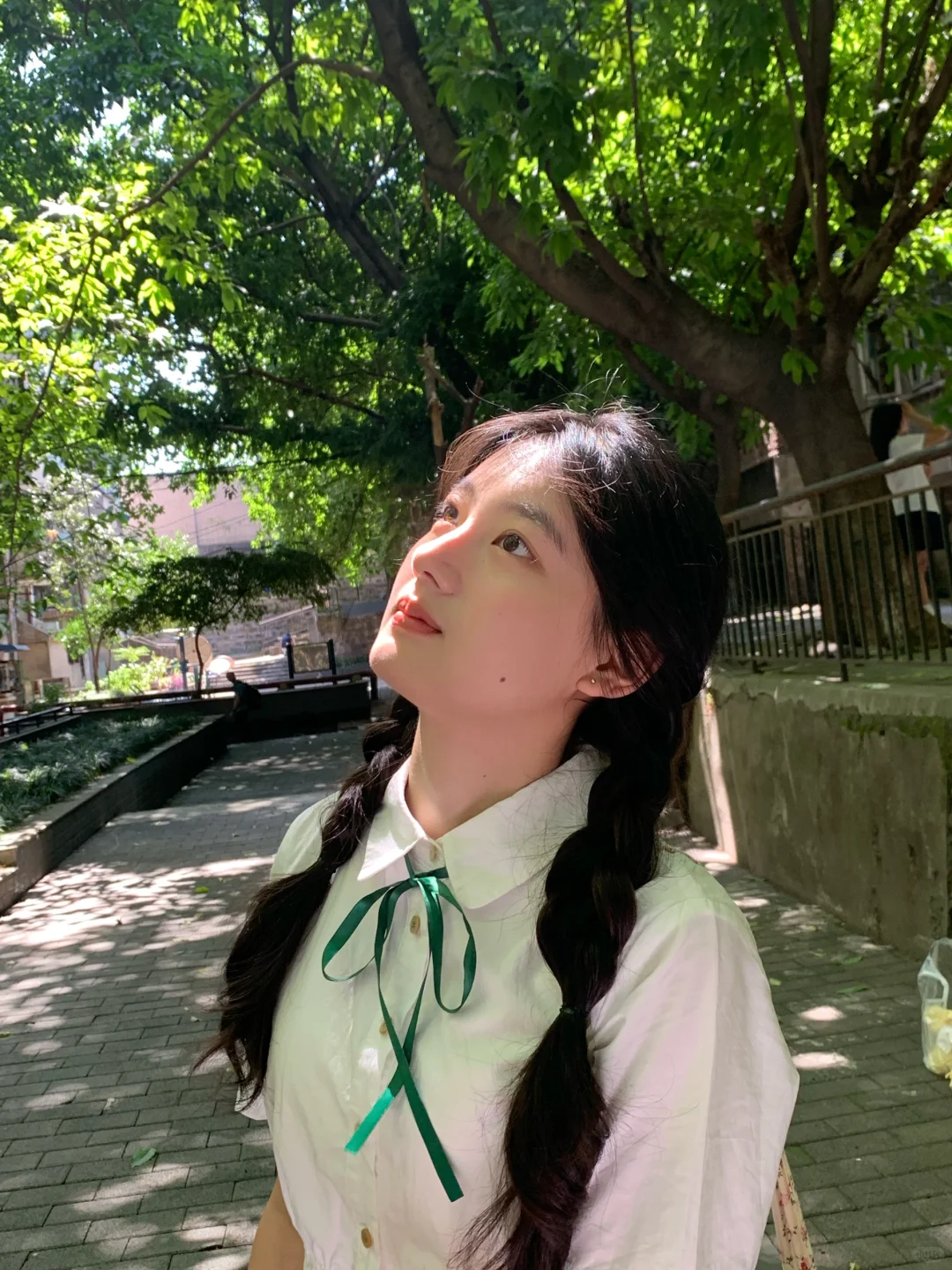 安静乖乖女