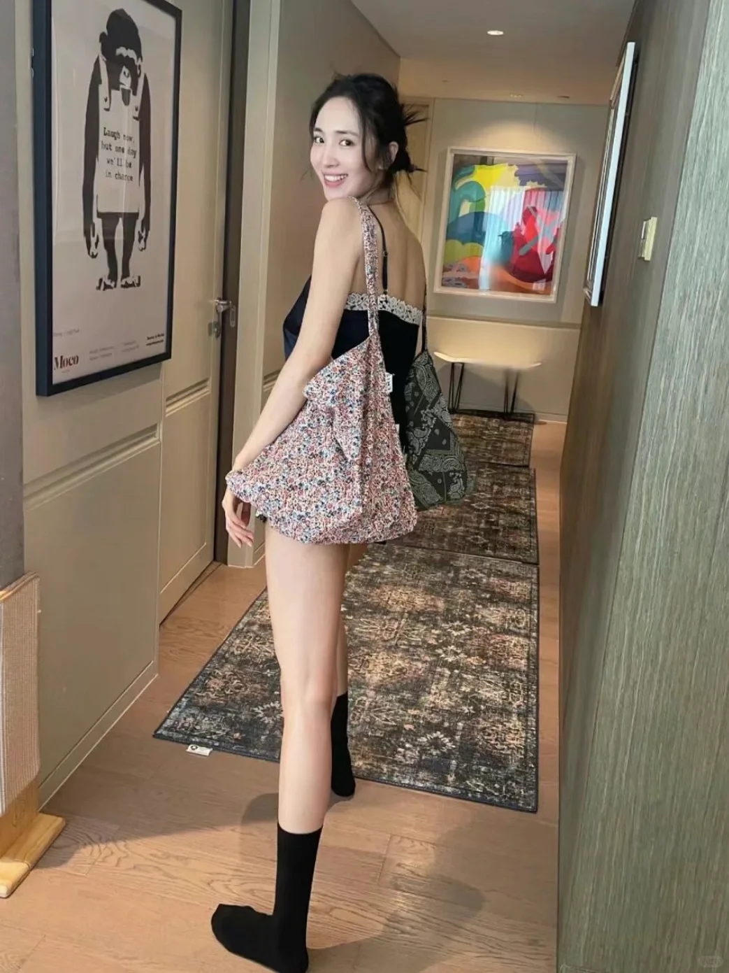 低调圈内富婆王紫璇，豪宅五层楼还带电梯！！