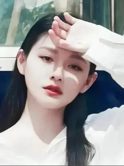 大S早期颜值巅峰穿搭秘籍✨，女神范儿十足