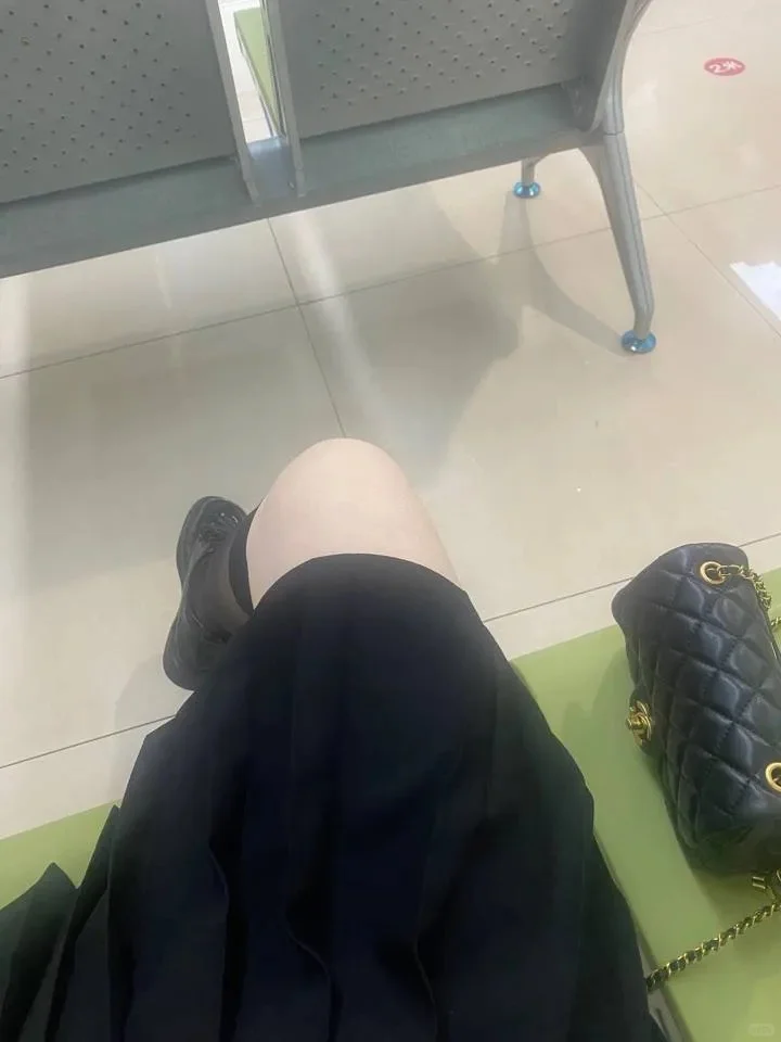 体制内可甜可咸可性感，趁年轻多尝试