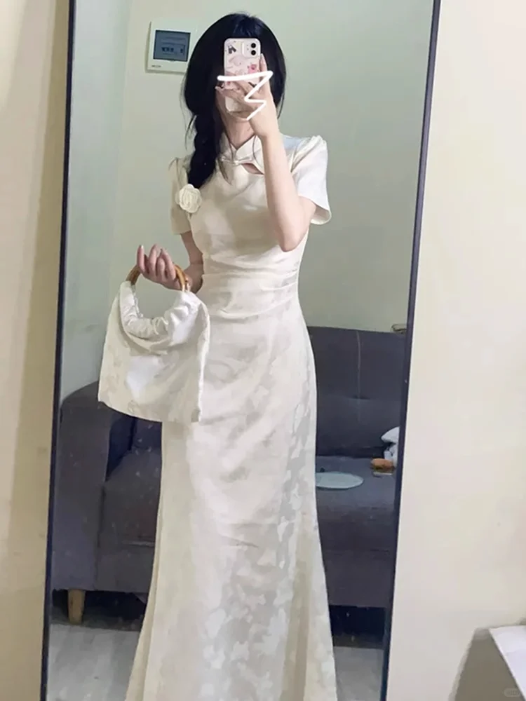 🌸 杏色旗袍裙｜温柔显白太仙了！
