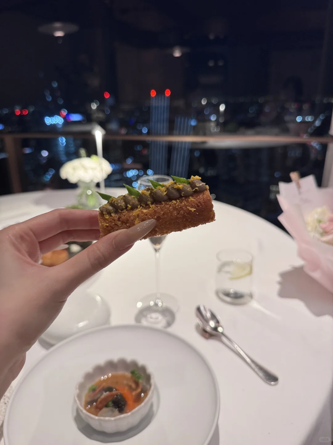 姐妹约会快乐翻倍
