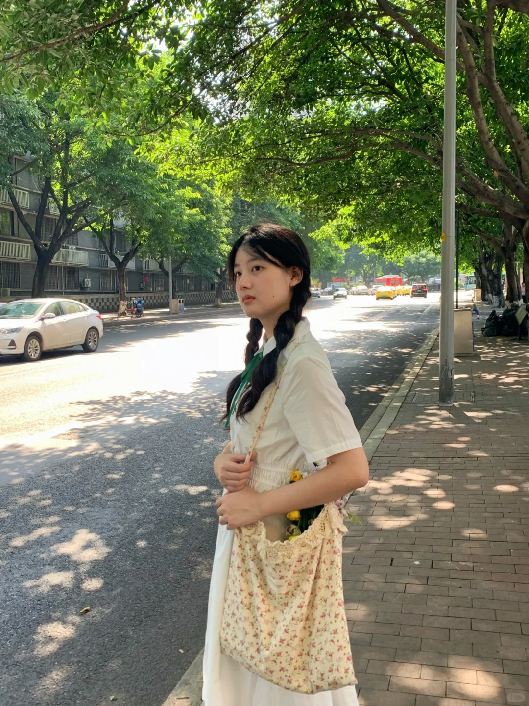 安静乖乖女