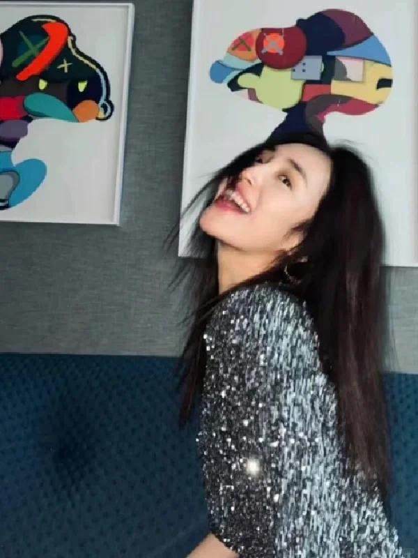 低调圈内富婆王紫璇，豪宅五层楼还带电梯！！