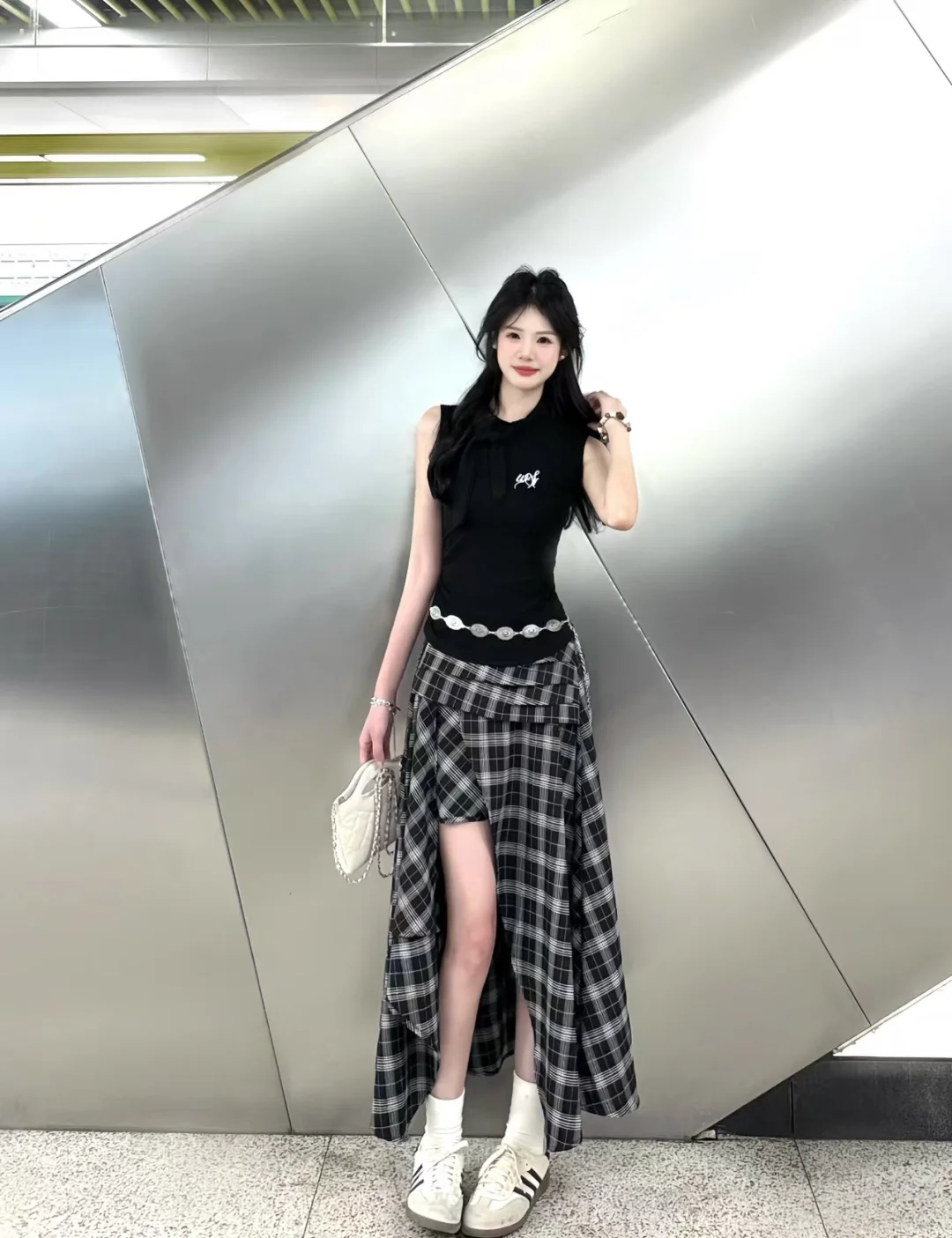超显白的气质通勤穿搭～～～