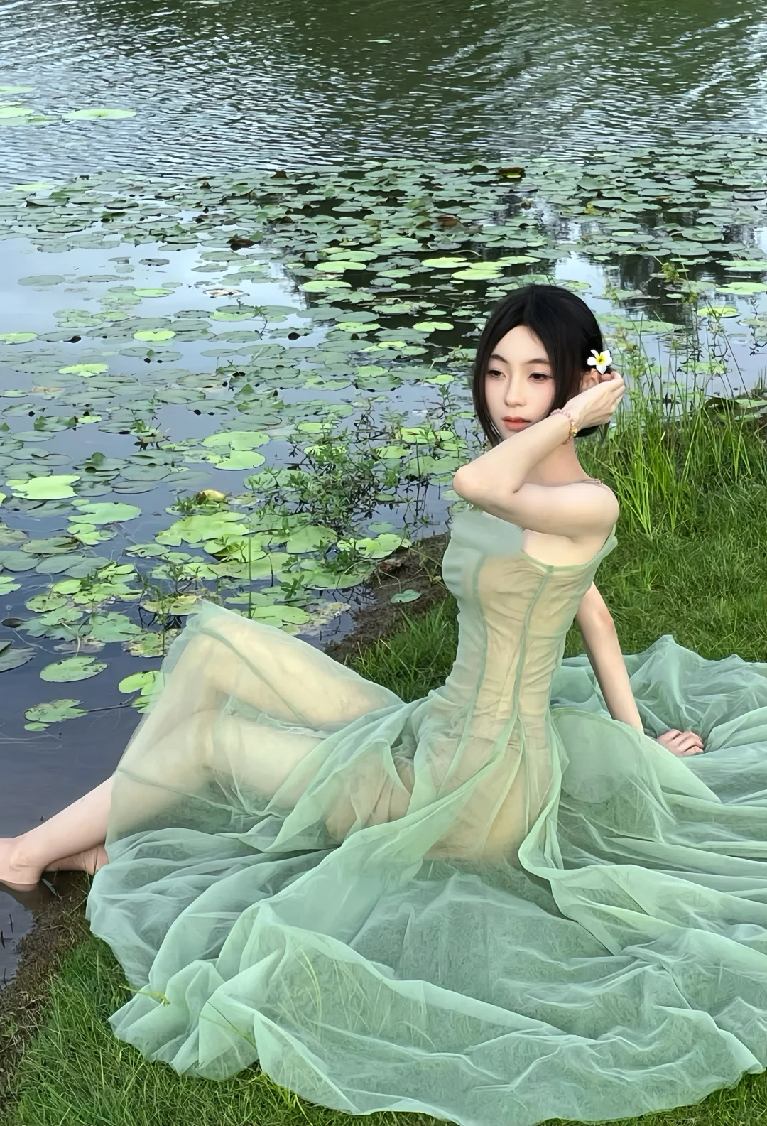 我见青山多妩媚 料青山见我应如是.