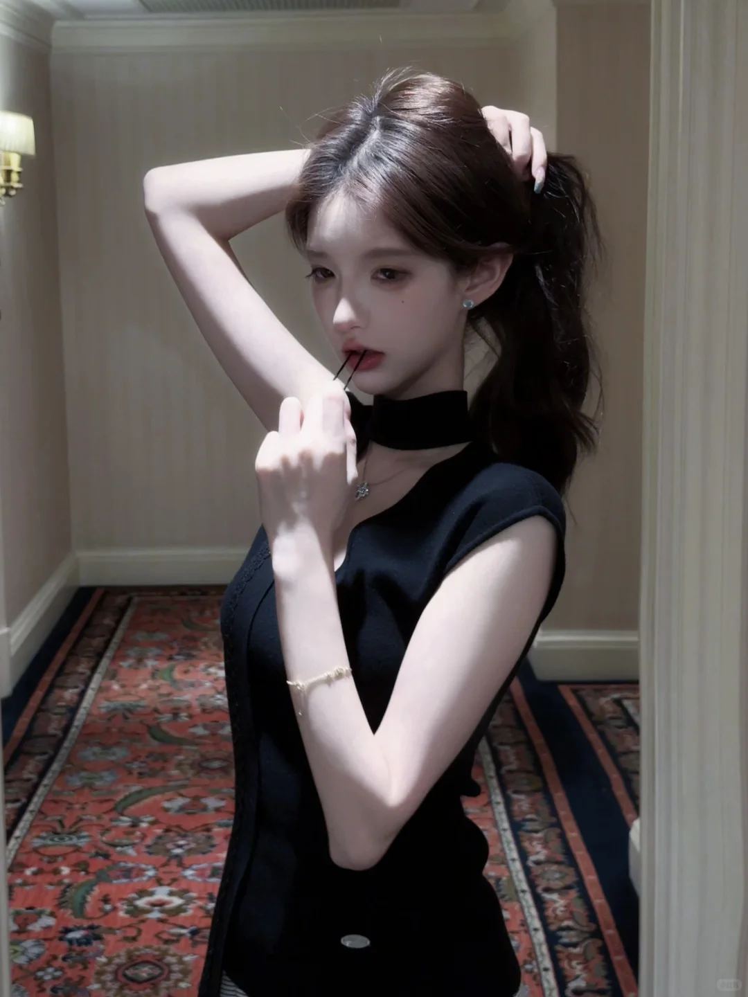 媚女都要写脸上了…