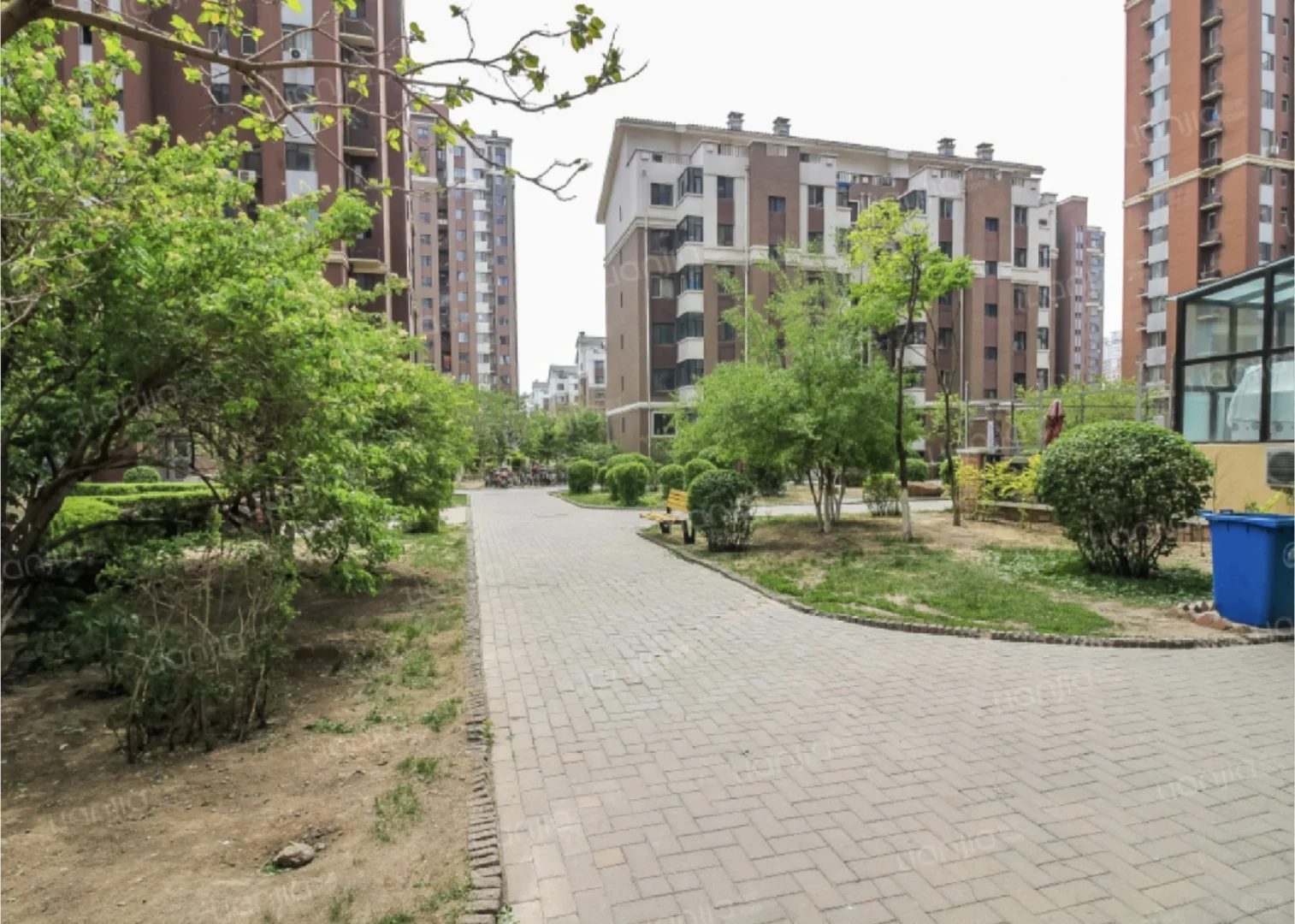 2号线地铁，房东直租，求稳定租客