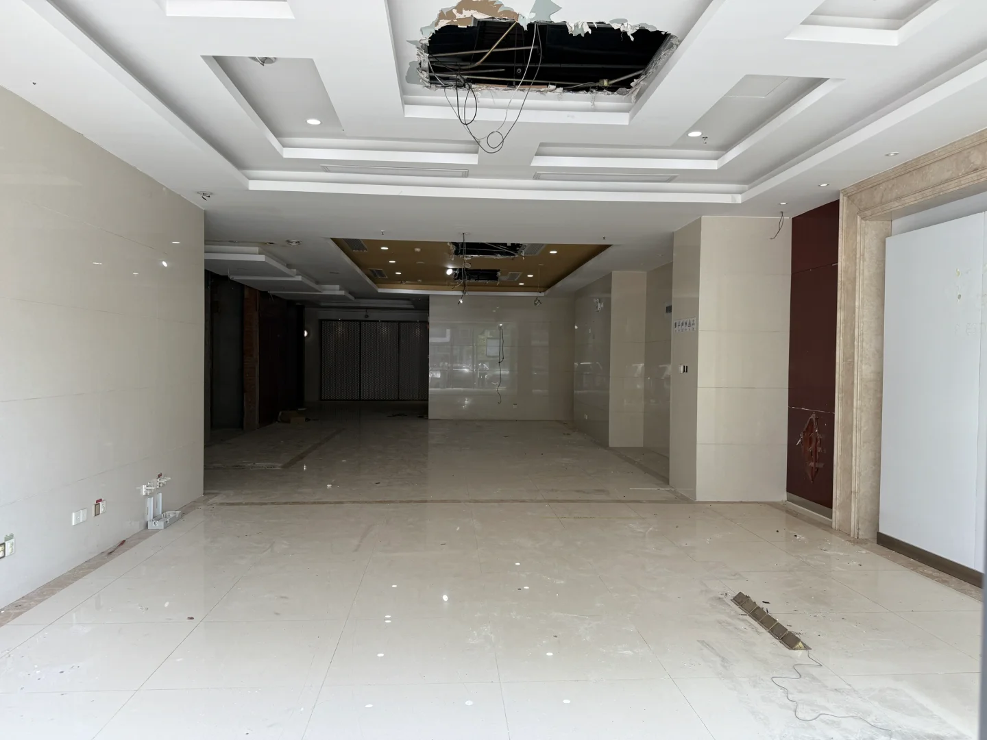 📢【钱江科技大厦一楼底商商铺直租】📢