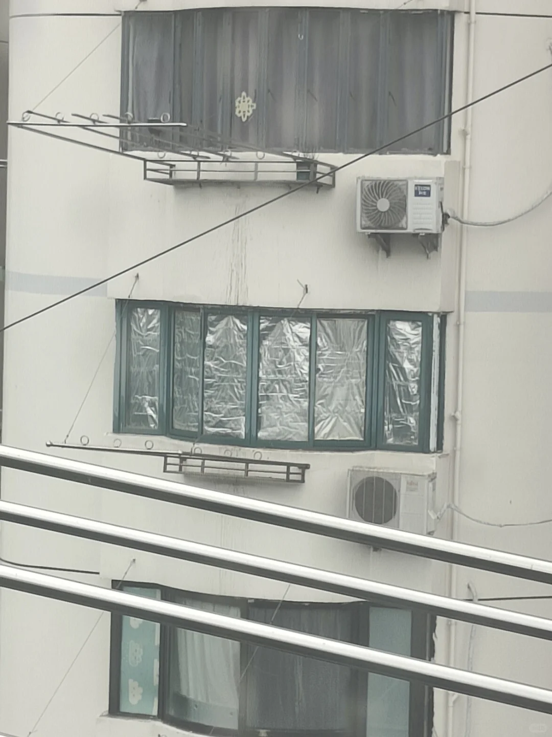 风骚律师Jimmy他哥住这儿？