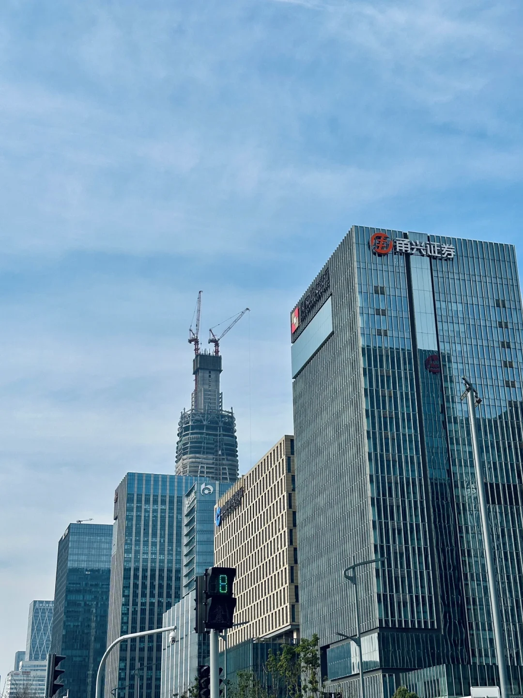 13年入行，10年房产销售经验
