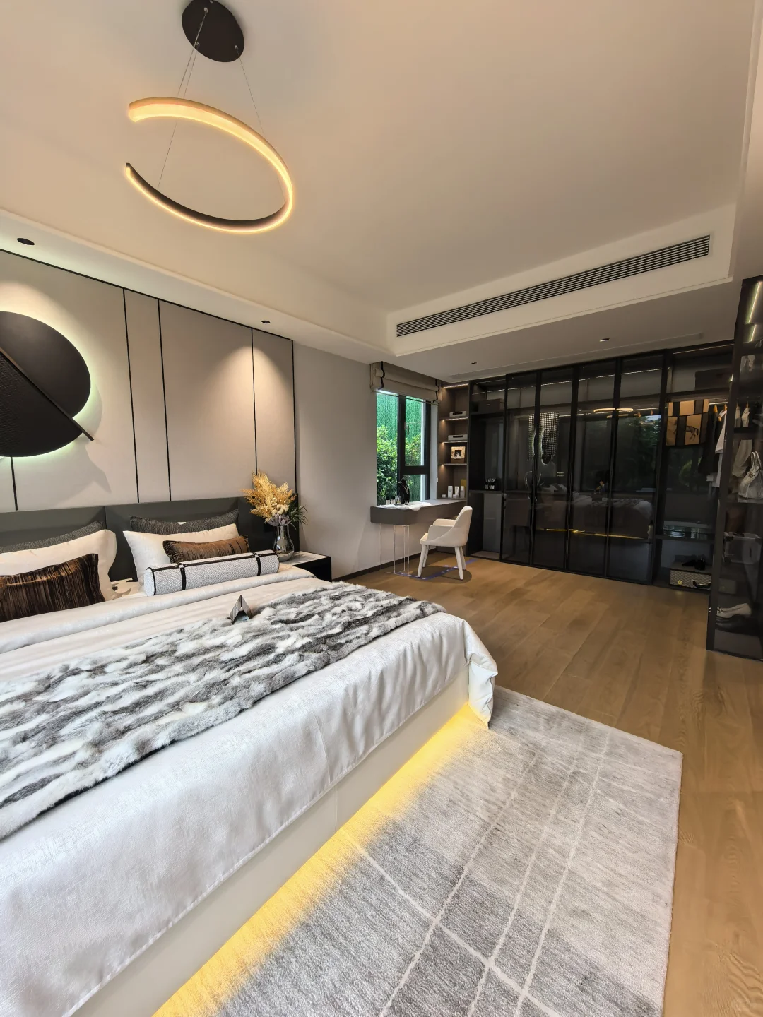 新规楼盘有多香？｜建面115㎡，实得138㎡！